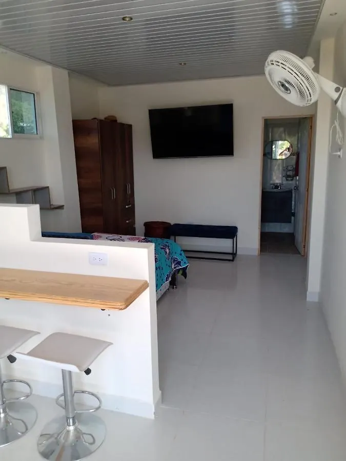 Hostal Mi Elvirula Santa Marta  0*, Santa Marta (Magdalena)